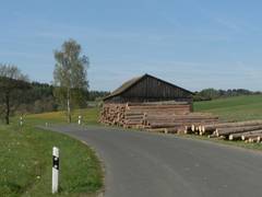 Links wre jetzt der Bauhof der Gemeinde Hummeltal zusehen.