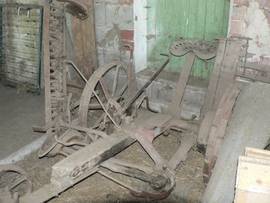 Balkenmher mit Vorderwagen fr Zug durch ein schweres Pferd