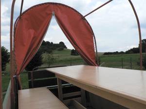 Inneneinrichtung von Planwagen